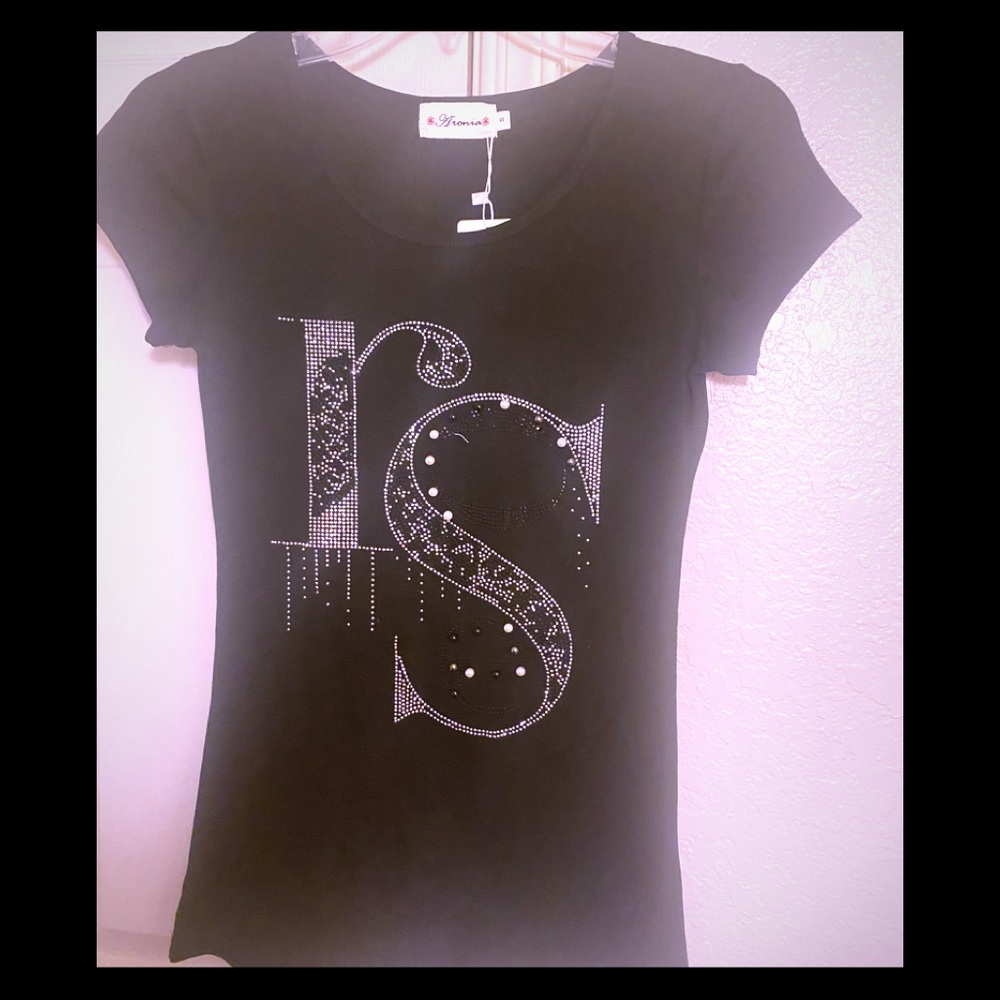 R S TEE SIZE SMALL